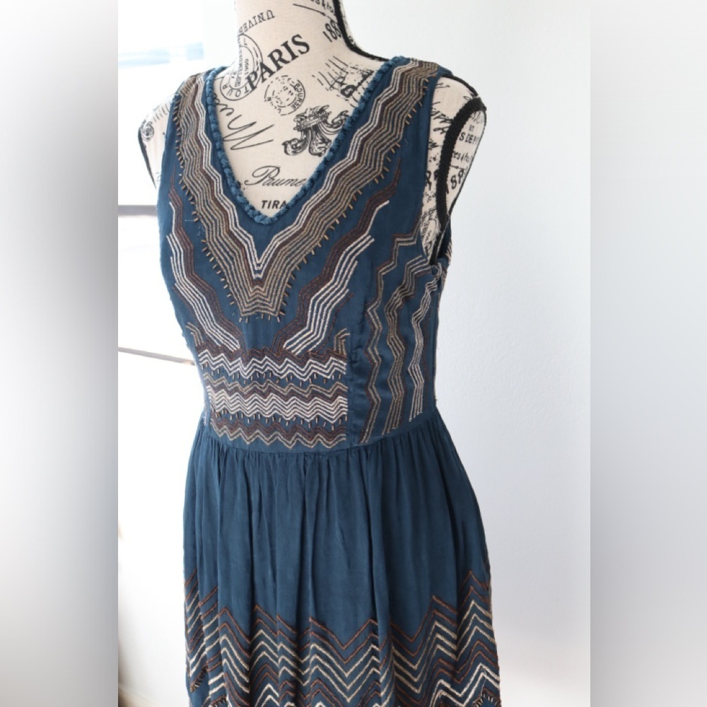 Anthropologie Meadow Rue Embroidered Beaded Chevron Dress blue size 0 - Picture 6 of 11